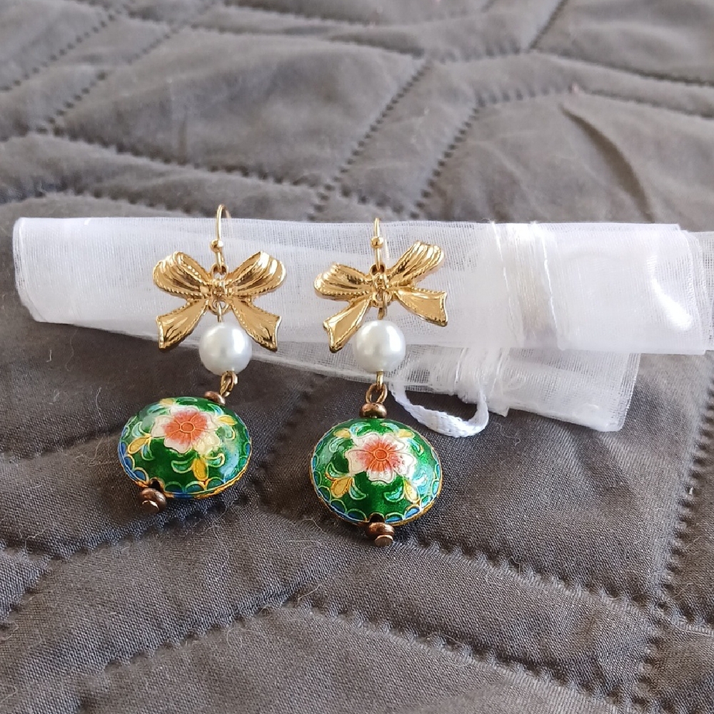 Elegant Gold and Green Floral Earrings